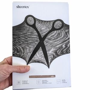 NEW Sheertex Rip-Resist Tights, Oat/ Nude, Small
